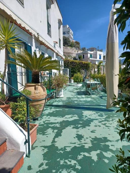 Panoramic Villa In Amalfi Exterior foto