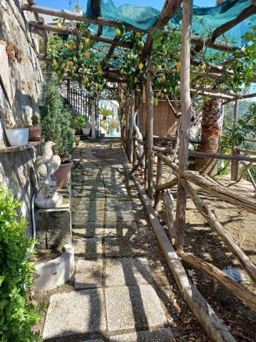 Panoramic Villa In Amalfi Exterior foto